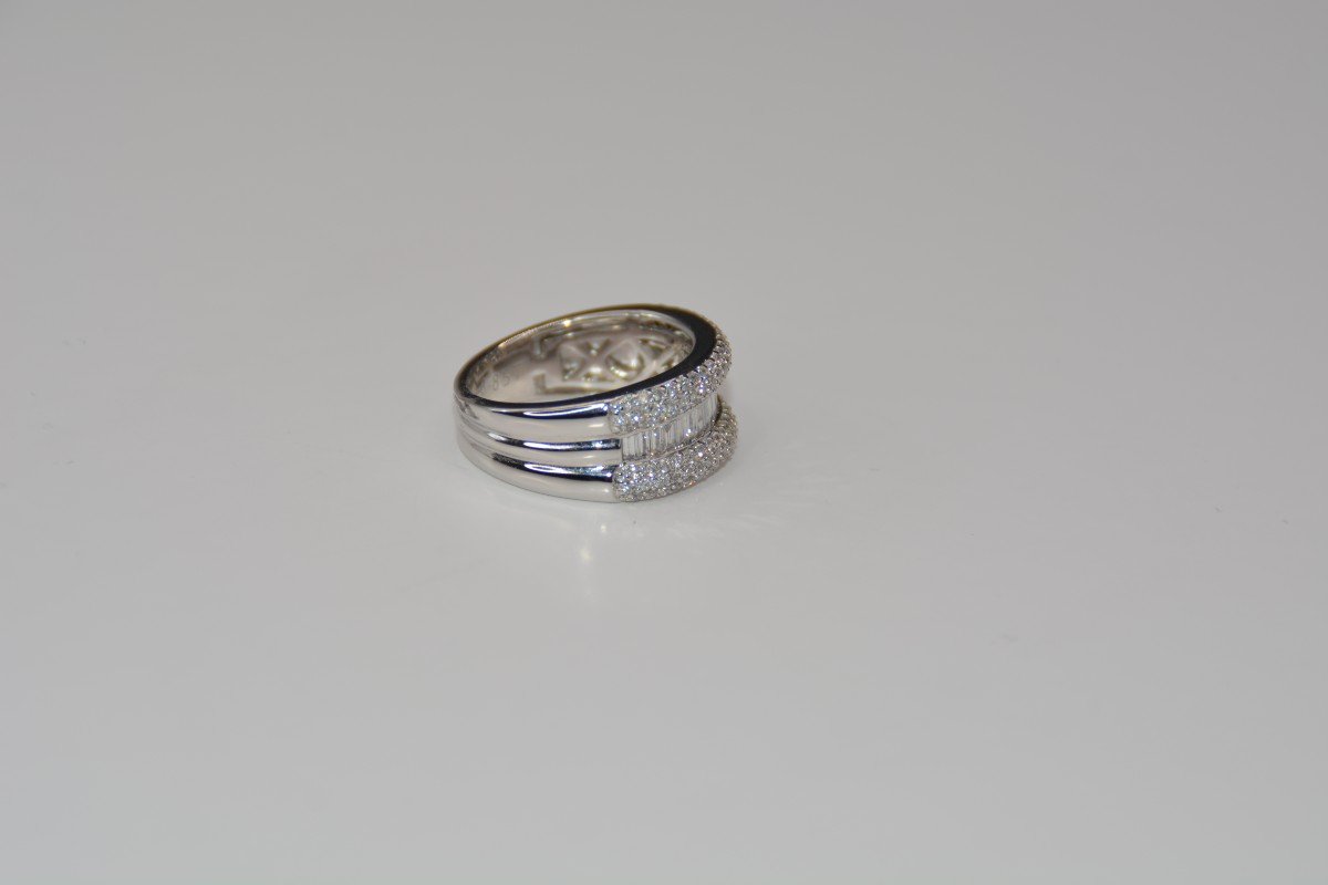 Bague De Fiançailles En Or Blanc Avec Diamants Taille Navette Et Taille Brillante-photo-2