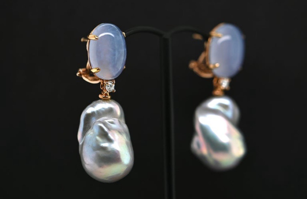 Chalcedony And Baroque Pearl Earrings Decorated With Diamonds-photo-3