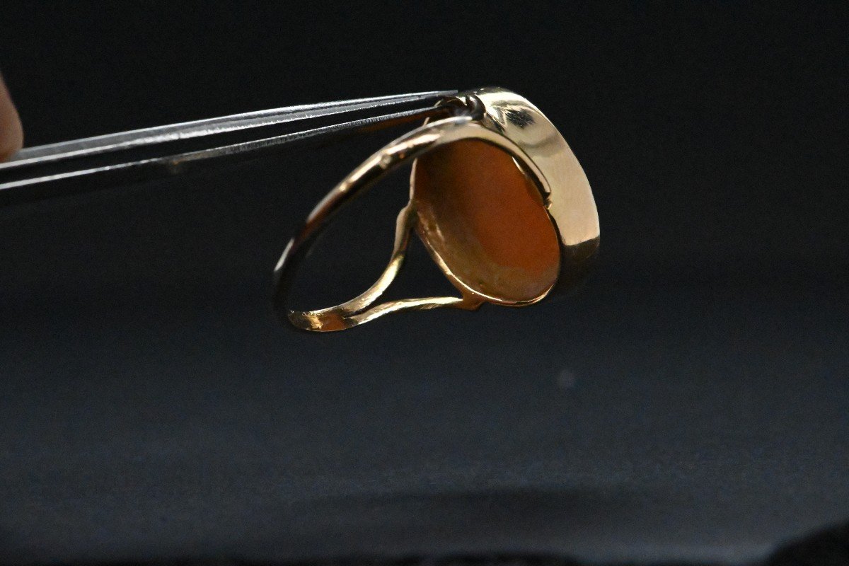 Antique Cameo Ring In 18k Gold-photo-1