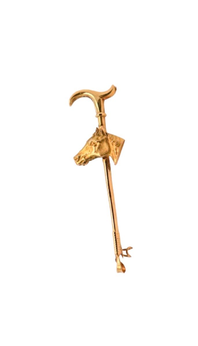 Horse Head And Whip Brooch In 18k Gold 