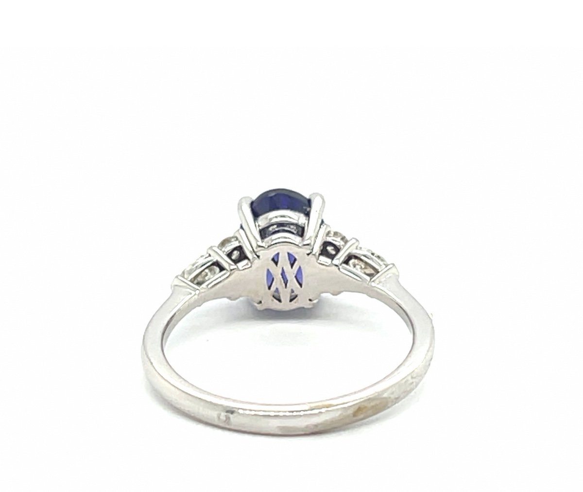 Bague Tanzanite 2,23 Carats Diamants 0, 14 Carats Or Blanc 18 Carats-photo-2