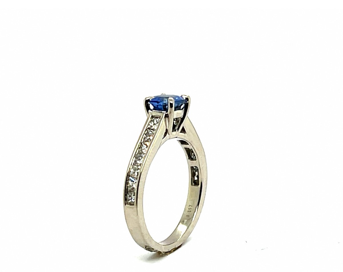 Bague Or Blanc 18 Carats Saphir et Diamants 0.800 Carats-photo-2