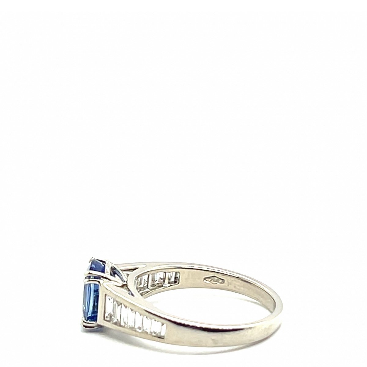 Ring White Gold 18 Carats Certified Sapphire And Diamonds-photo-4