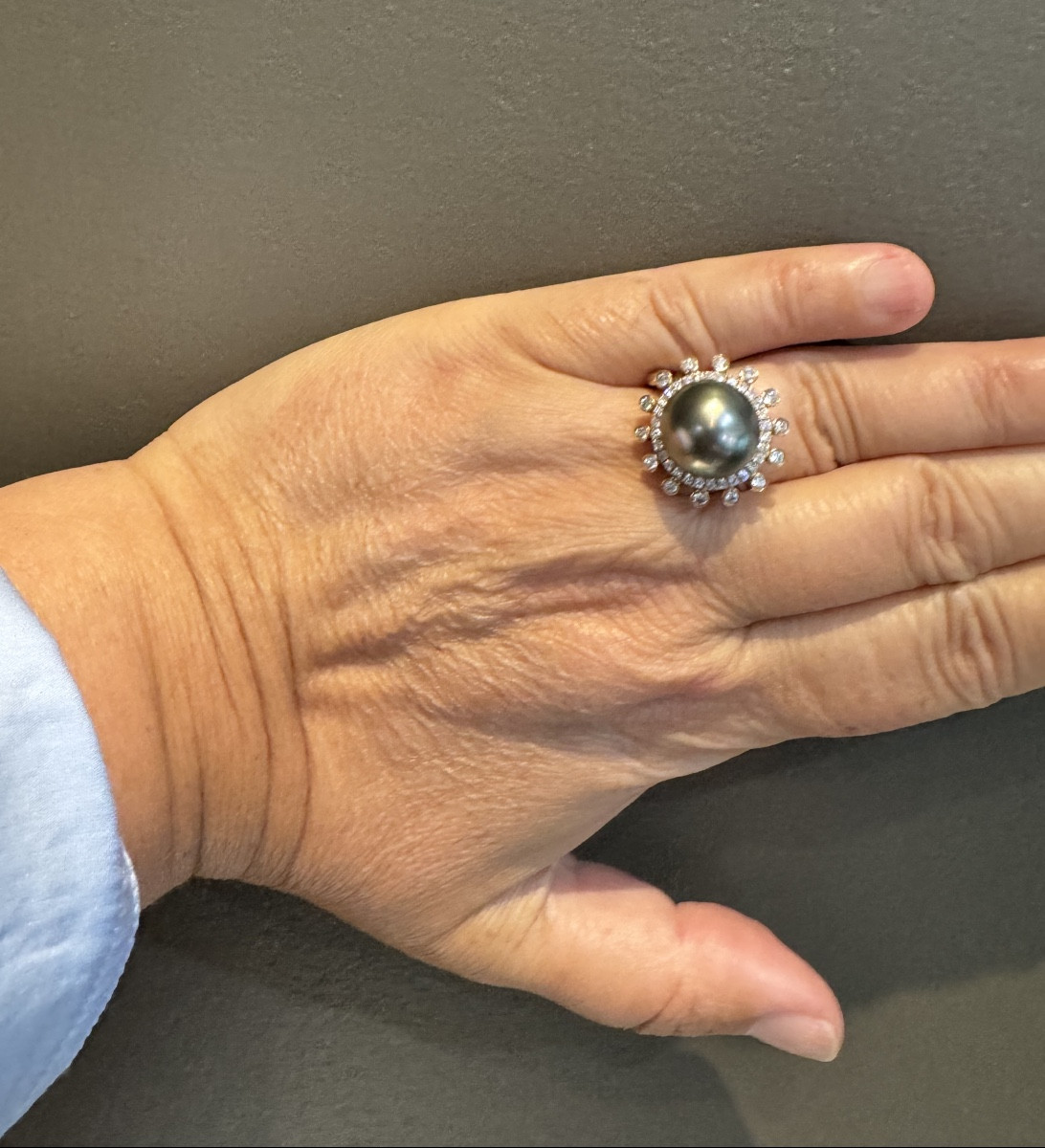 Bague Perle de Culture Grise et Diamants en Or Rose  Entourage Solaire Or Rose et Blanc 18 cara-photo-1