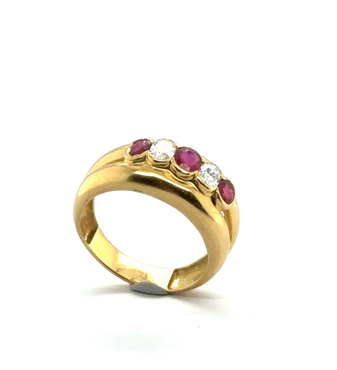 Bague Ancienne Or 18 carats Diamants et Rubis « sang de pigeon »