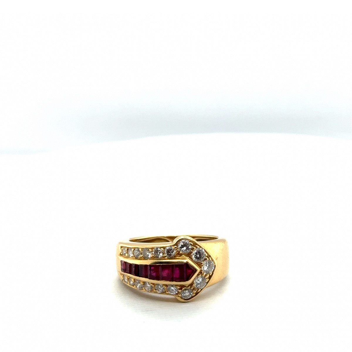Bague cravatte rubis calibrés et diamants – Or jaune 18K-photo-1