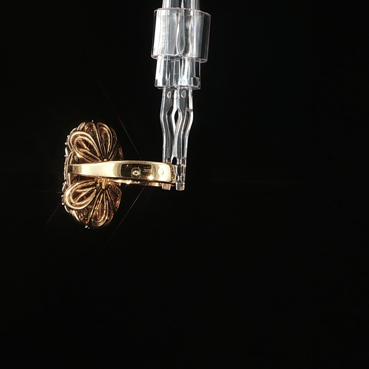18-karat Gold Ring With A 7.33-carat Citrine And 1.08 Carats Of Diamonds-photo-4