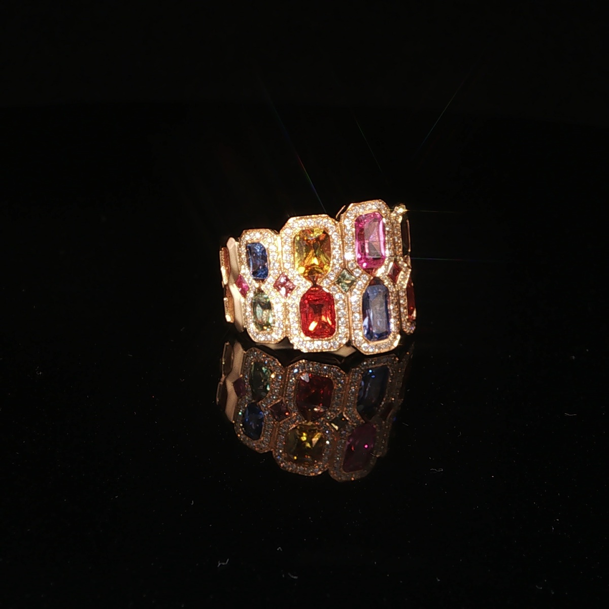 18-karat Yellow Gold Ring With 4.44 Carats Of Multicolored Sapphires And Diamonds-photo-2