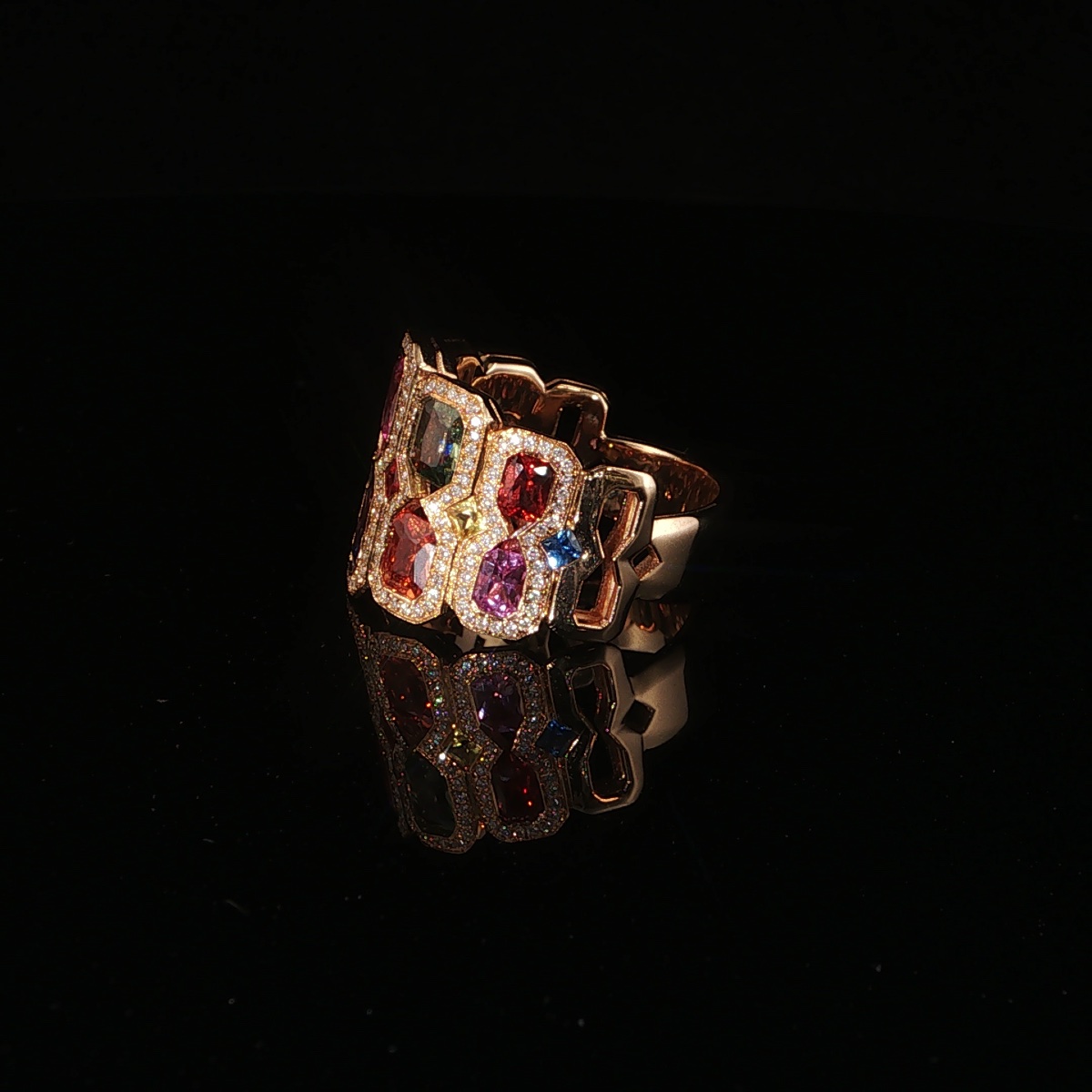 18-karat Yellow Gold Ring With 4.44 Carats Of Multicolored Sapphires And Diamonds-photo-3
