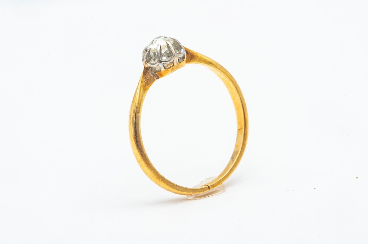 Bague Solitaire En Or Jaune Et Or Blanc 18k Avec Un Diamant-photo-4