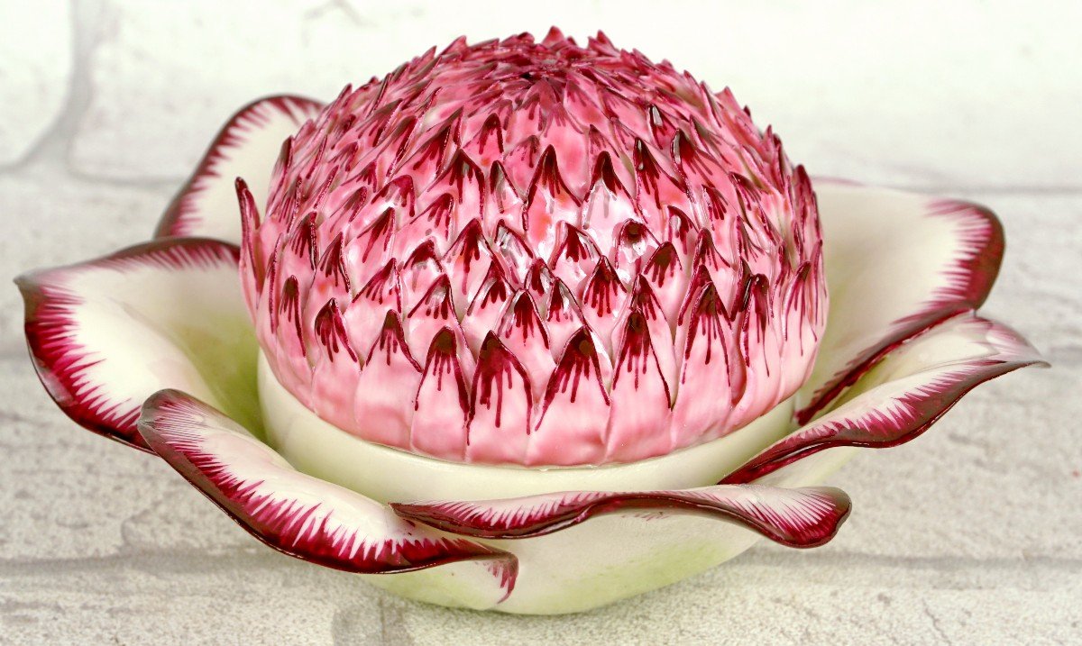 Flower Box In The Shape Of An Old Anemone - Trompe l'Oeil In Porcelain By Didier Gardillou -photo-1