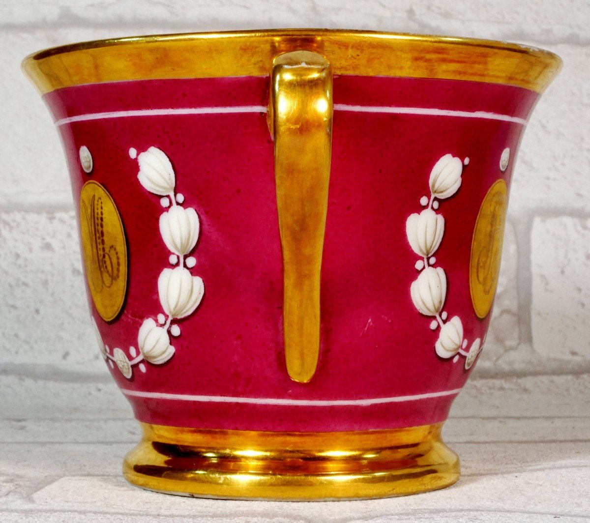 Large Chocolate Cup And Saucer In Paris Porcelain Representing King Louis XVIII -photo-4