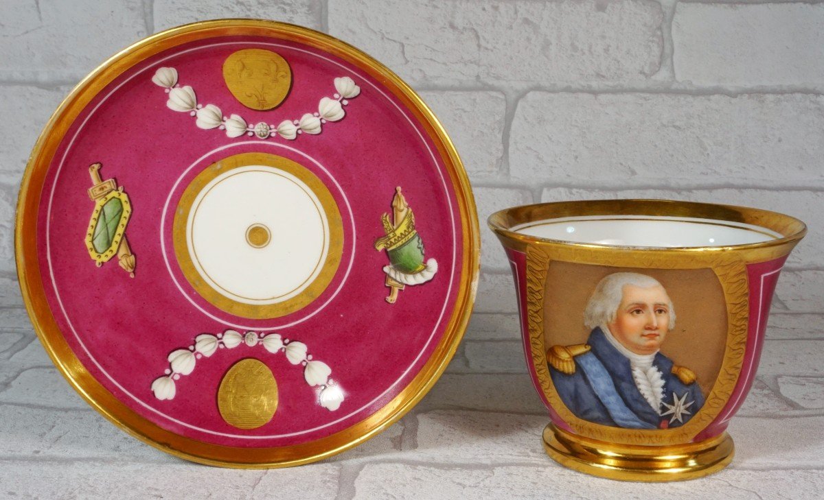 Large Chocolate Cup And Saucer In Paris Porcelain Representing King Louis XVIII -photo-3