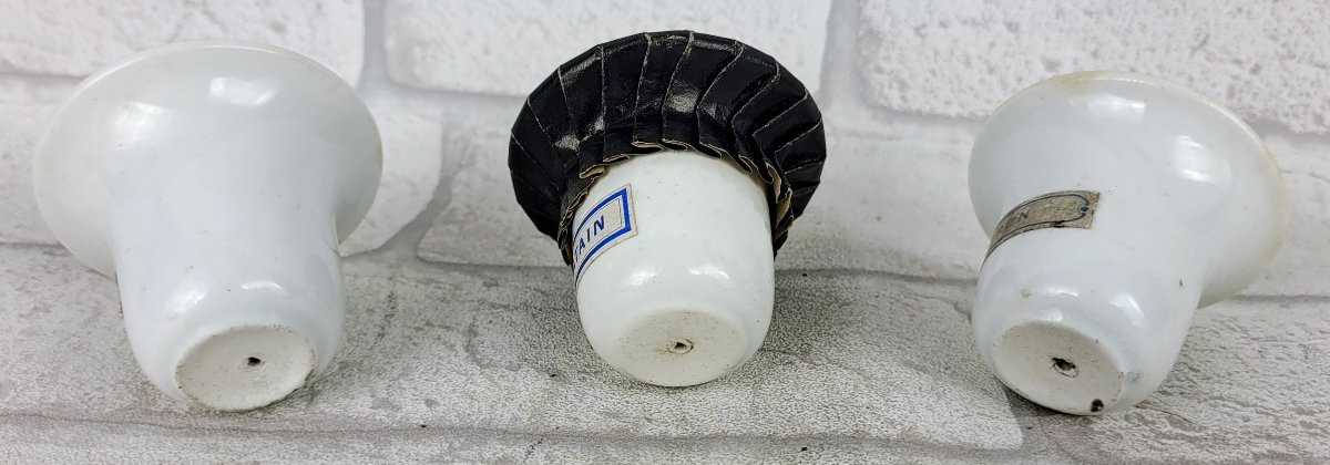 Ensemble de « TAS de PARFUMEUR » (MORTIERS A FARD) en porcelaine – France - Ep. XIXe-photo-1