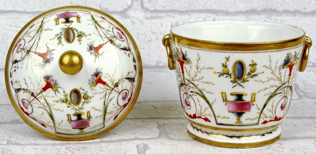 Sugar Bowl And Lid In Paris Porcelain - Salembier Decoration - 18th Century-photo-2