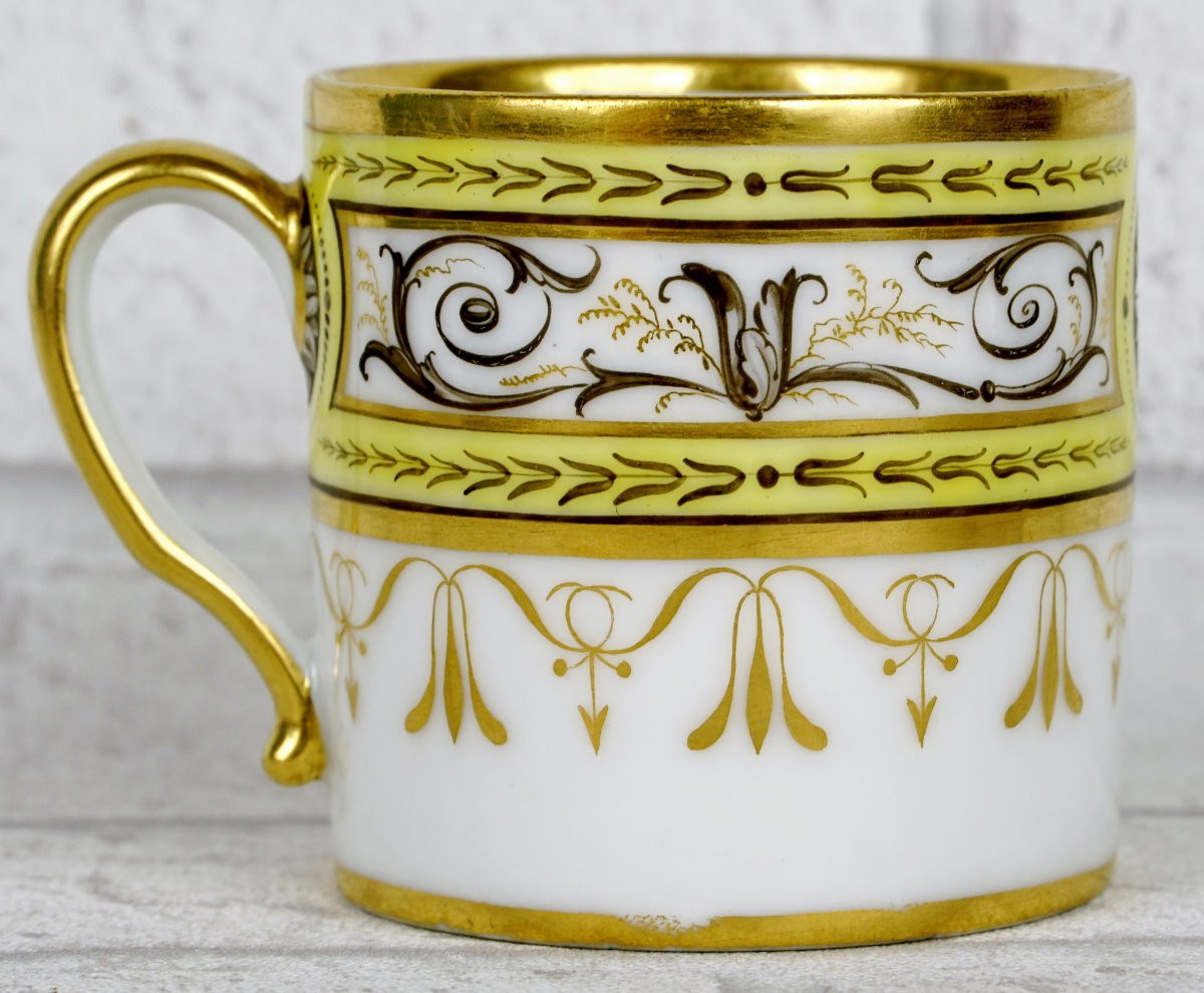 Cup And Saucer In Paris Porcelain - 18th Century-photo-4