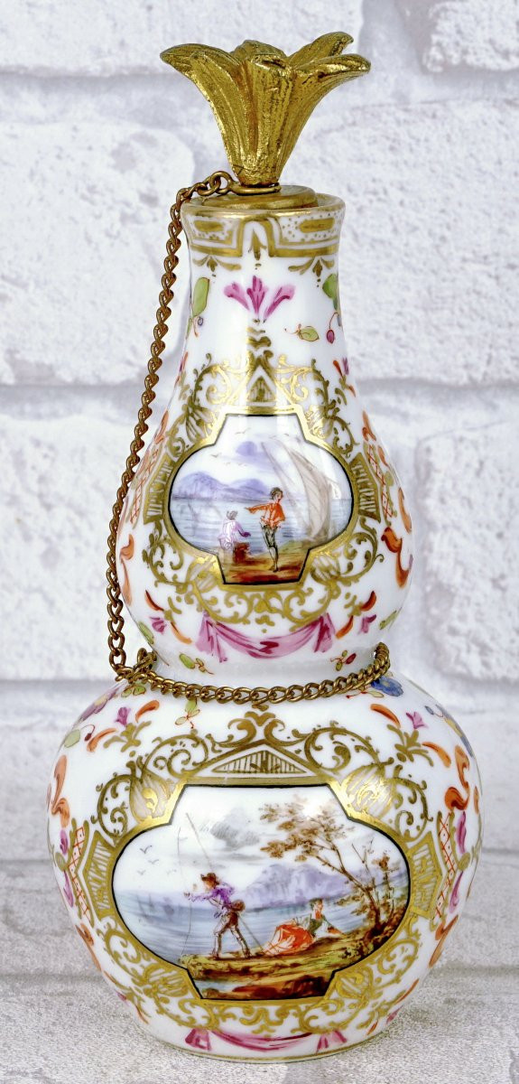 FLACON à PARFUM en porcelaine de MEISSEN - Ep. DEBUT XIXe-photo-3