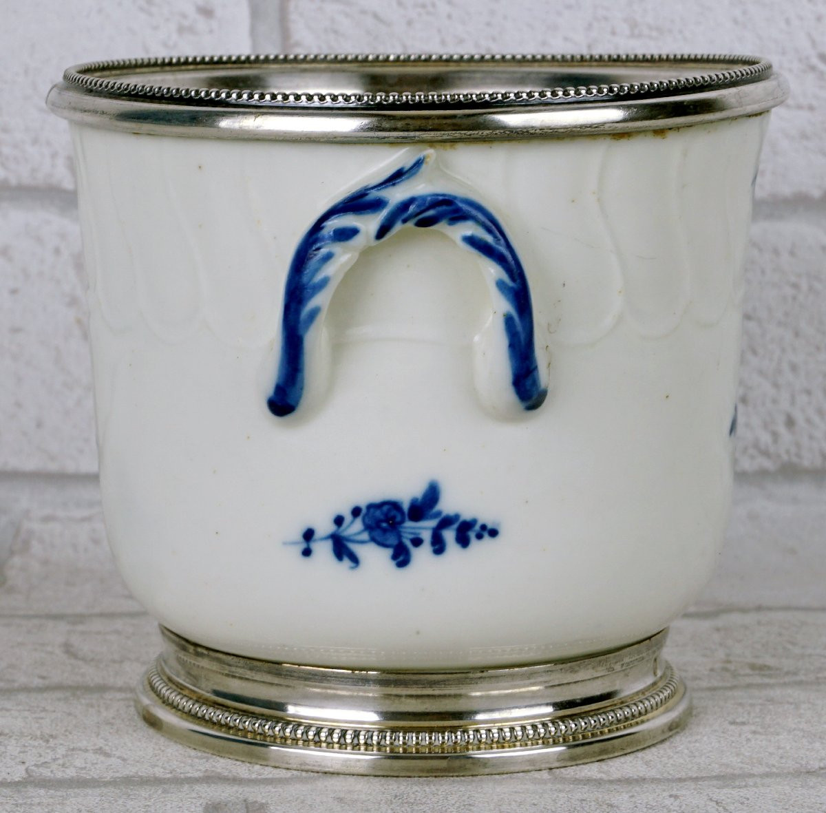 RAFRAICHISSOIR à VERRE en porcelaine TENDRE d'ARRAS - Ep. XVIIIe-photo-2