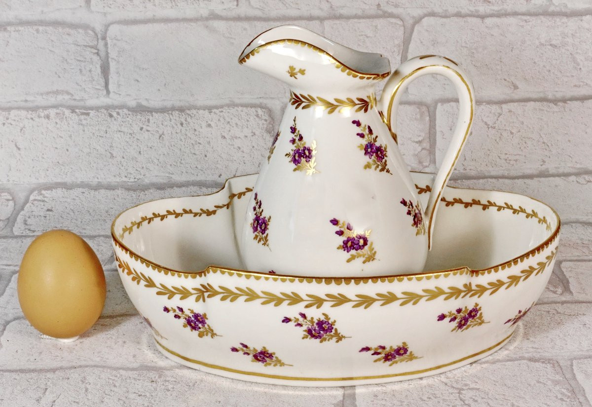 BROC à EAU et son BASSIN - Manufacture A LA REINE - Porcelaine de PARIS - Ep. XVIIIe-photo-2