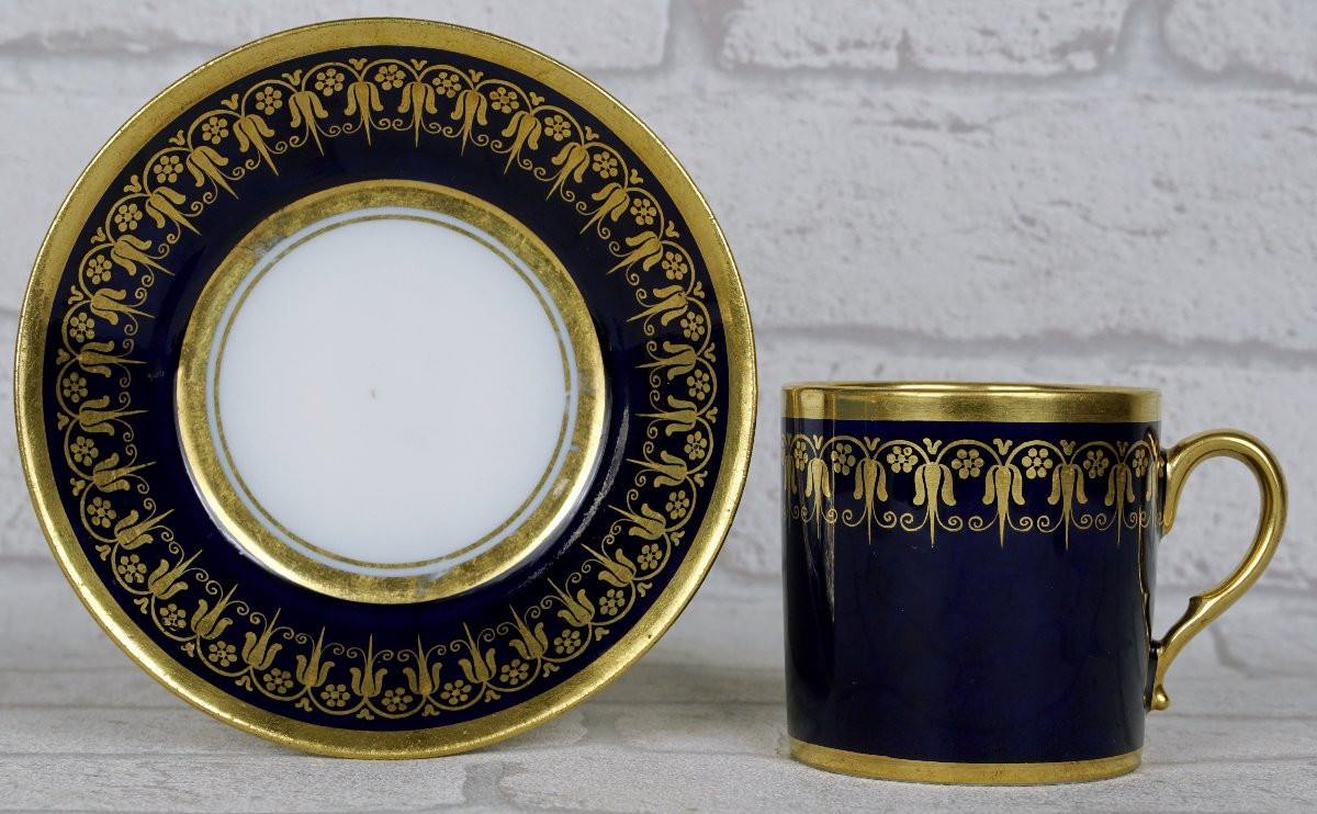 TASSE litron et sa SOUCOUPE - Atelier de FEUILLET, en porcelaine de PARIS - Ep. DEBUT XIXe-photo-3