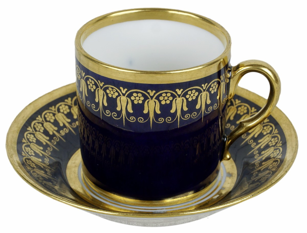 TASSE litron et sa SOUCOUPE - Atelier de FEUILLET, en porcelaine de PARIS - Ep. DEBUT XIXe
