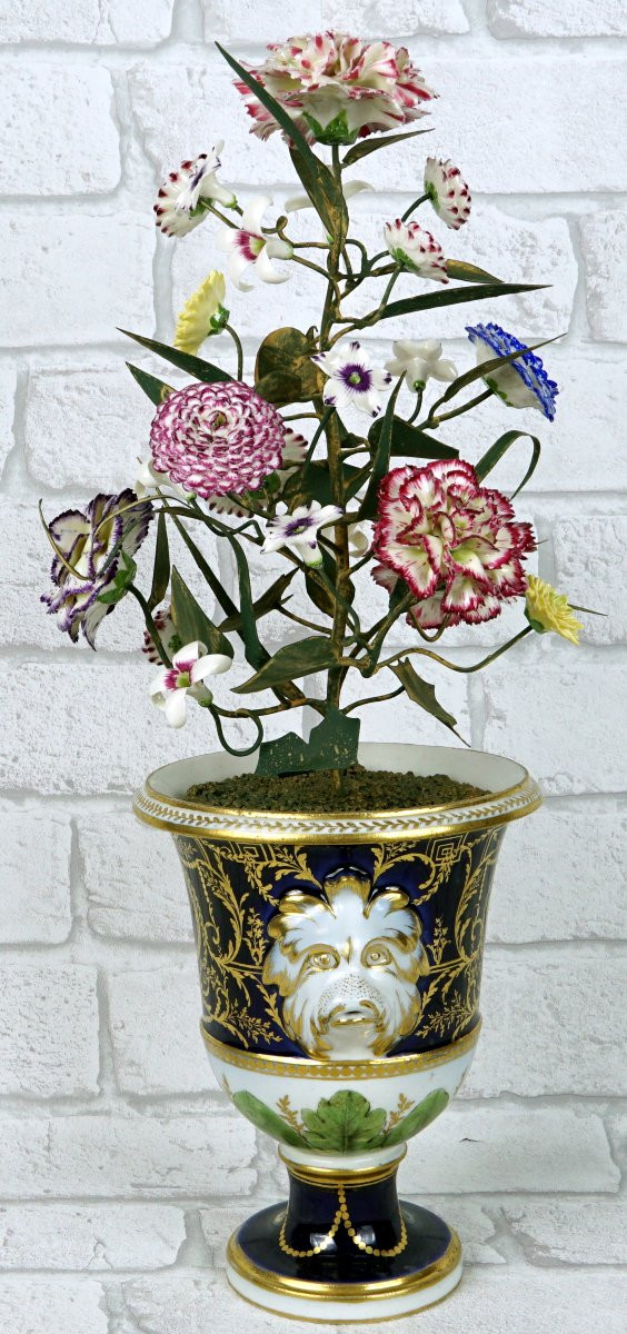 BOUQUET de FLEURS en PORCELAINE de Didier GARDILLOU dans  VASE en porcelaine de PARIS du XVIIIe-photo-4