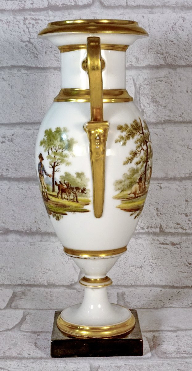 Vase Ovoïde à Rare décor Cynégétique en porcelaine de Paris - Ep. Empire-photo-1