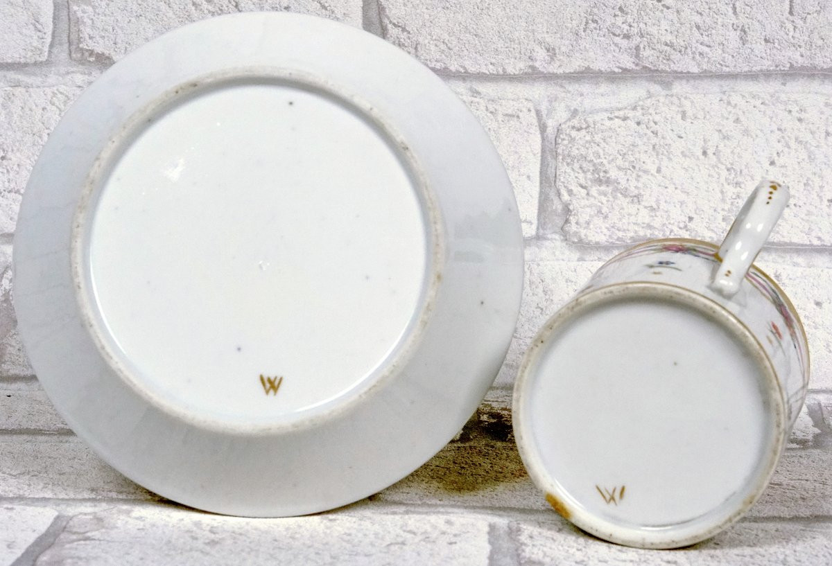 TASSE et sa SOUCOUPE en porcelaine de BORDEAUX - Atelier de VERNEUILH et NEVEU - Ep. XVIIIe-photo-4
