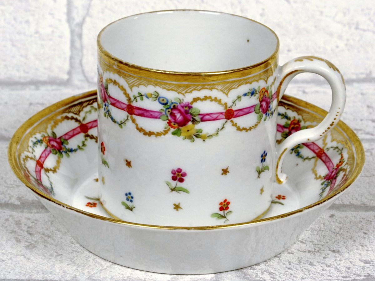 TASSE et sa SOUCOUPE en porcelaine de BORDEAUX - Atelier de VERNEUILH et NEVEU - Ep. XVIIIe-photo-5