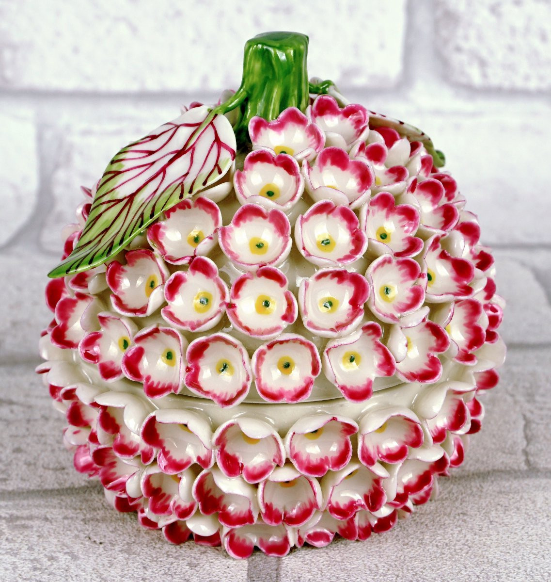 Didier GARDILLOU - BOITE dite "BOULE DE NEIGE ROSE" - Trompe l'Oeil en porcelaine-photo-3