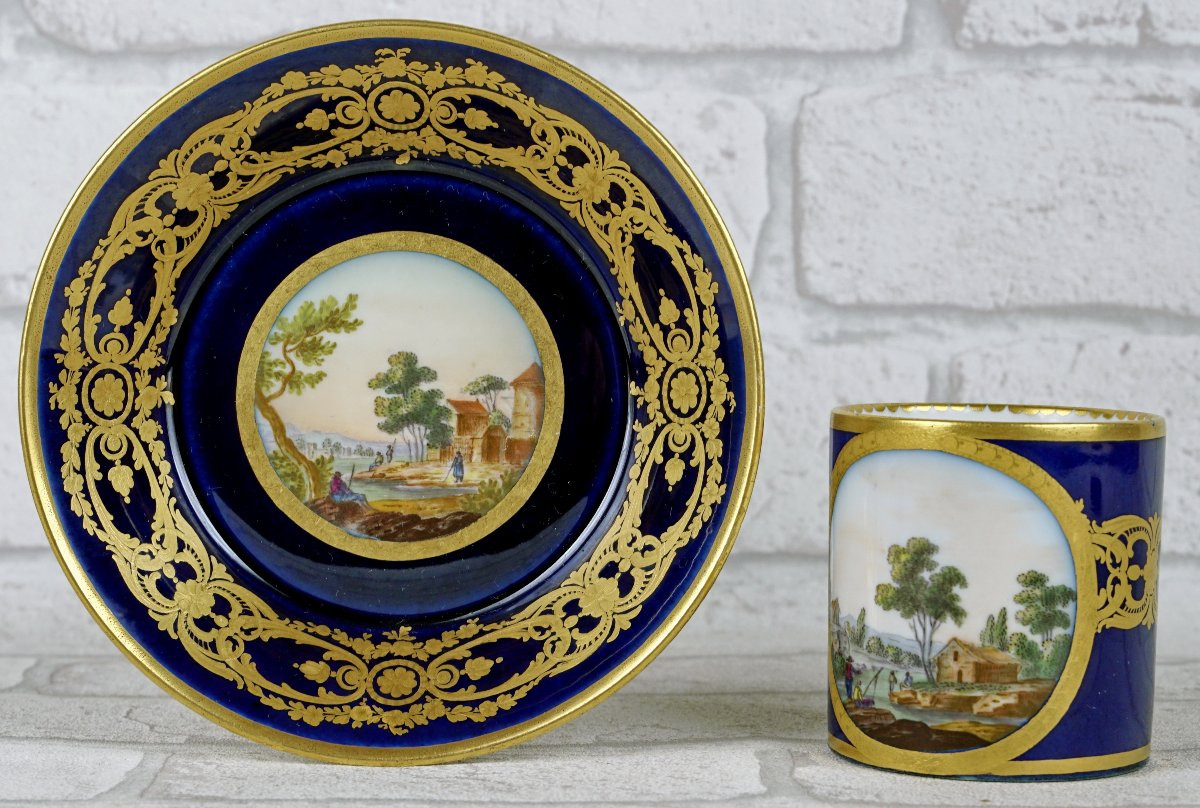 TASSE Litron et sa SOUCOUPE (3e Grandeur) en porcelaine dure de SEVRES - Ep. XVIIIe-photo-5