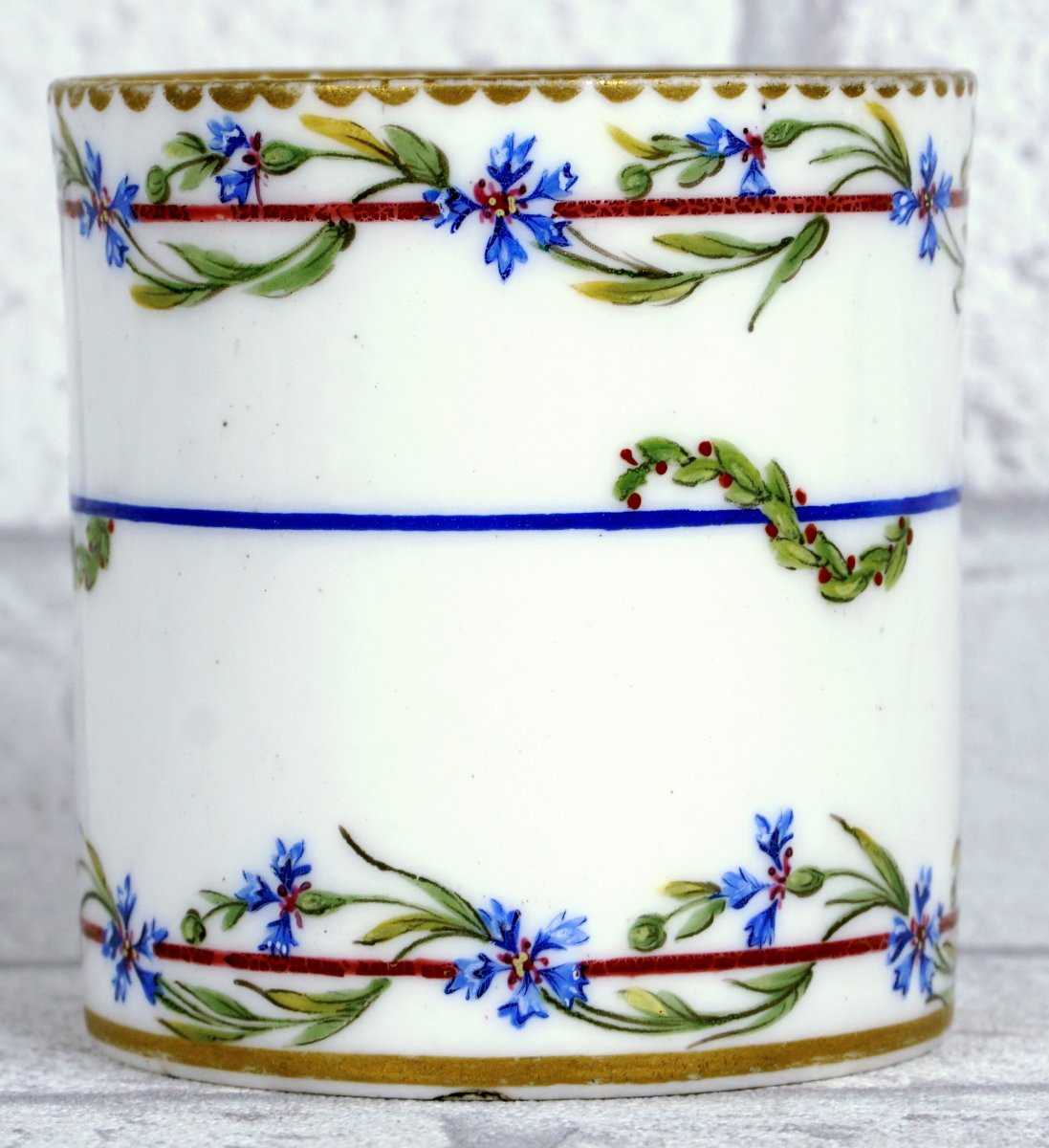 TASSE et sa SOUCOUPE en Porcelaine de SEVRES - Provenant du SERVICE DU GOBELET DU ROI - XVIIIe-photo-3