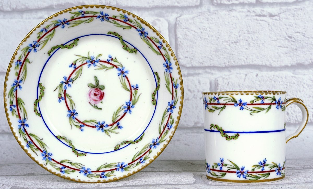 TASSE et sa SOUCOUPE en Porcelaine de SEVRES - Provenant du SERVICE DU GOBELET DU ROI - XVIIIe-photo-5