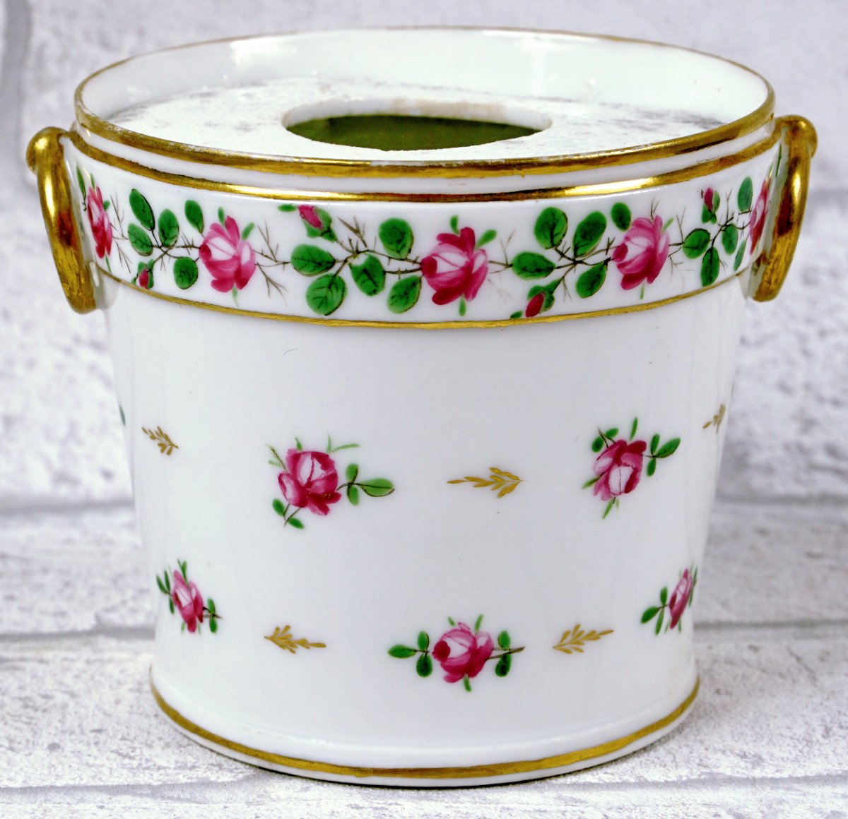 Flower Onion Pot Or Onion Planter - Made Of Paris Porcelain - 18th Century -photo-3