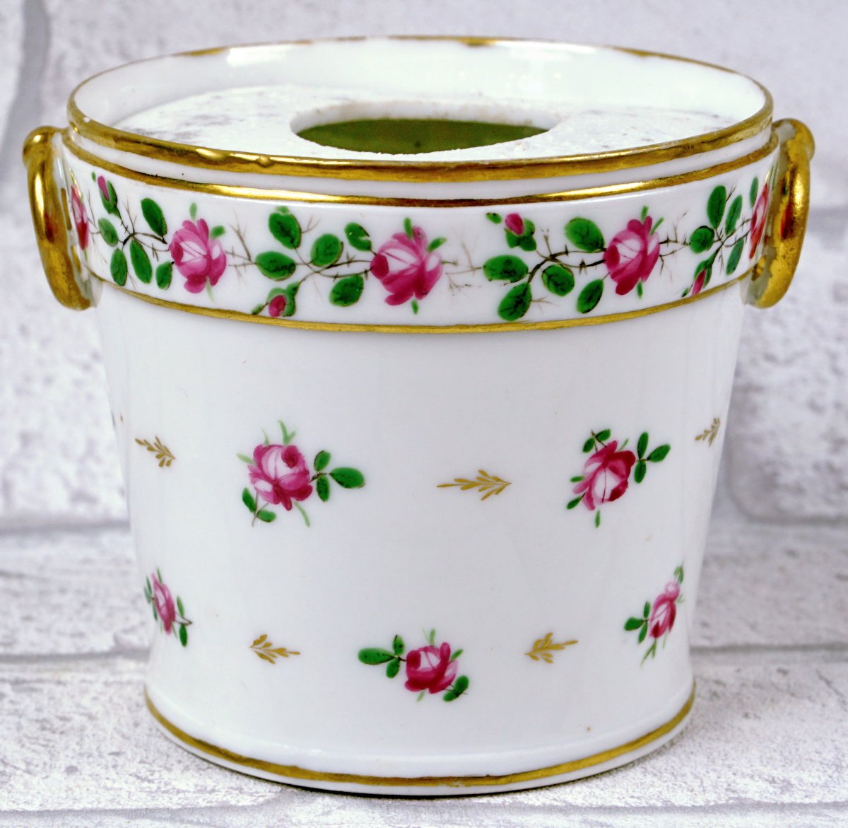 Flower Onion Pot Or Onion Planter - Made Of Paris Porcelain - 18th Century -photo-4