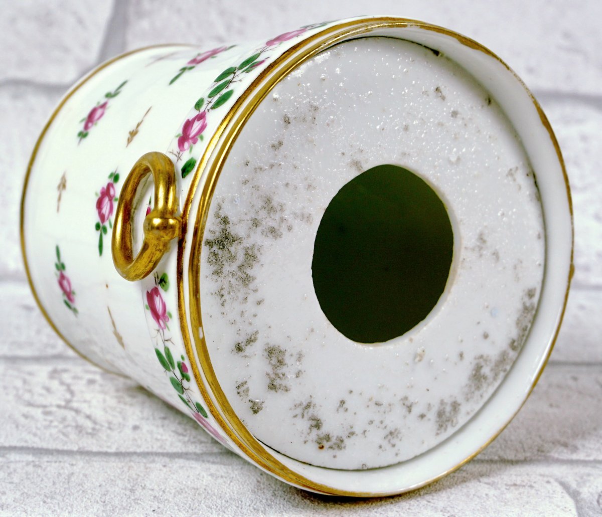 Flower Onion Pot Or Onion Planter - Made Of Paris Porcelain - 18th Century -photo-2