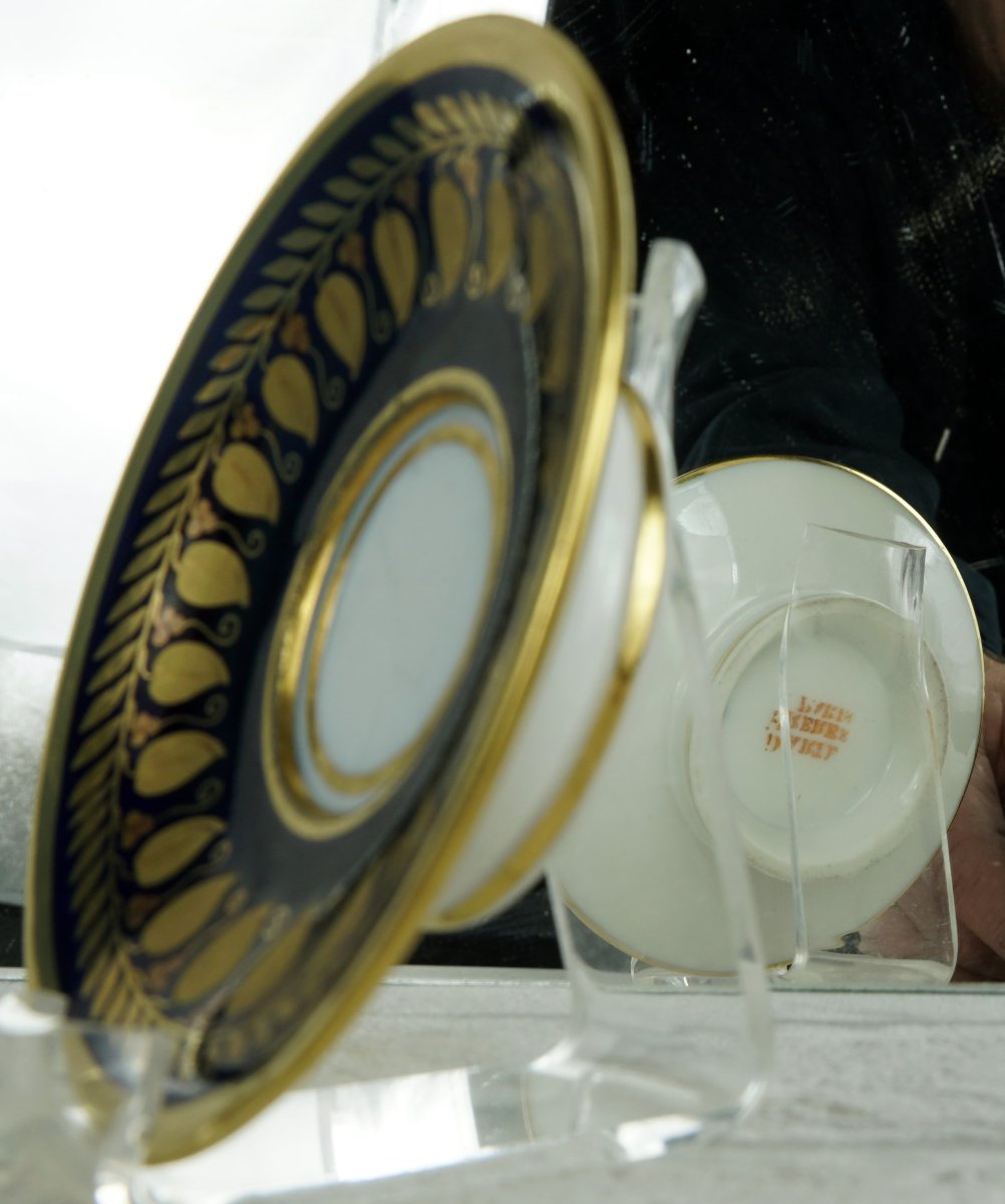 Tasse Miniature et sa Soucoupe en Porcelaine de Paris - Manufacture de DARTE - Ep. Début XIXe-photo-7
