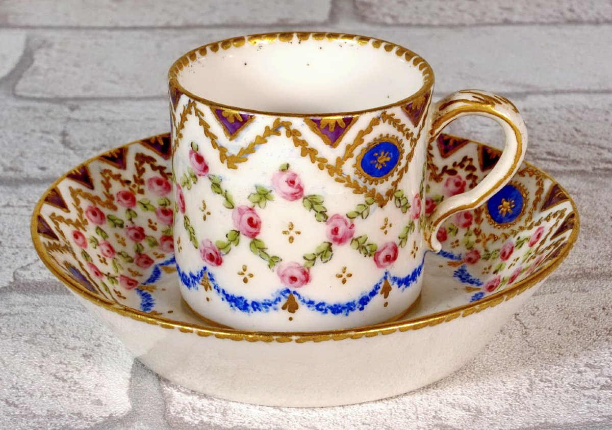 TASSE et sa SOUCOUPE (4e Grandeur) En Porcelaine Tendre de SEVRES - Ep. XVIIIe - Louis XVI-photo-4