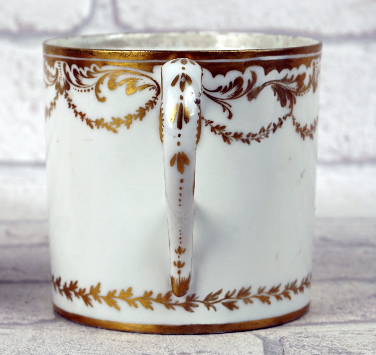 GRANDE TASSE à CHOCOLAT en porcelaine de PARIS - Manufacture du DUC D'ANGOULEME - Ep. XVIIIe-photo-4
