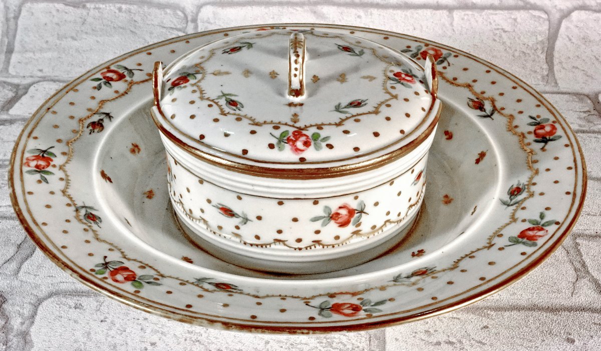  BEURRIER  et son COUVERCLE -  en porcelaine de  PARIS - Manufacture Rue AMELOT - Ep. XVIIIe-photo-2