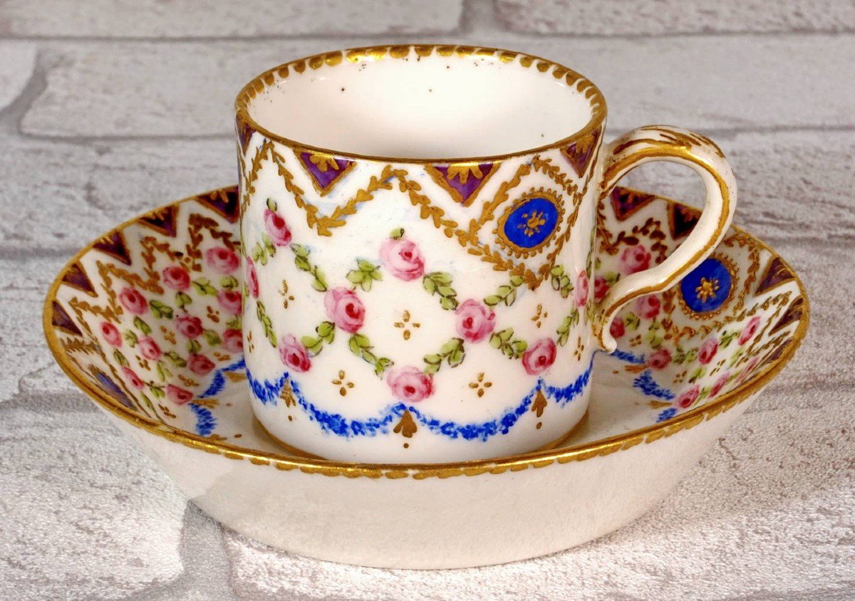 Cup And Saucer (4th Size) In Soft Porcelain From Sevres - Ep. XVIIIth - Louis XVI-photo-2