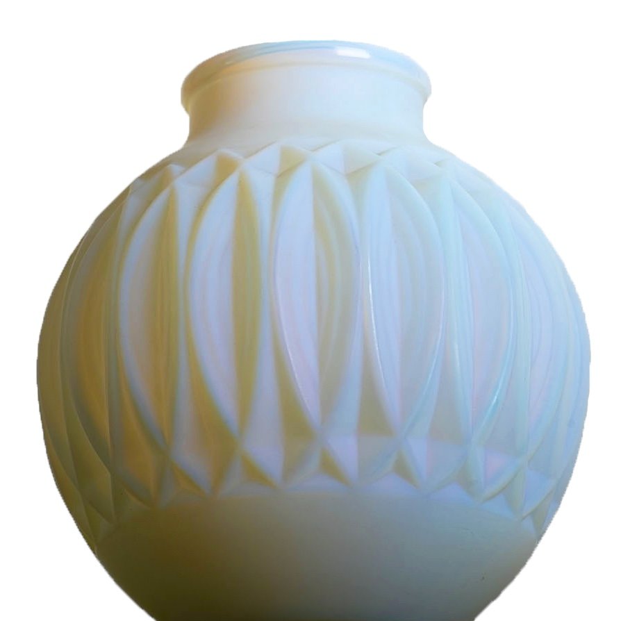 Opalescent Geometric Vase Sabino Paris 1878-1961 Art Deco 1930 Era Daum, Lalique, d'Avesn