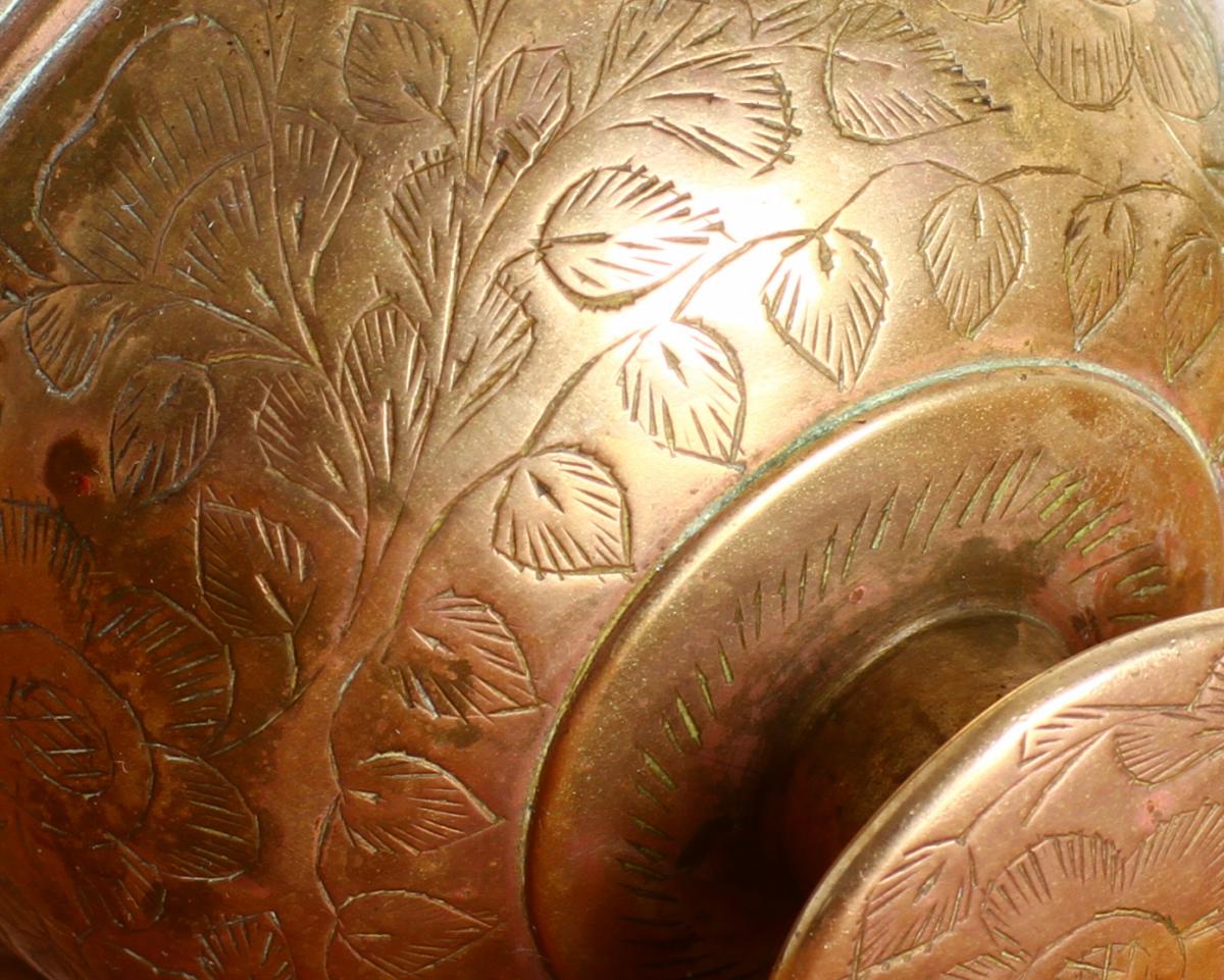 Clochette Sonnette De Table En Bronze a Décor Ciselé-photo-1
