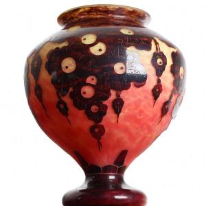 Imposant Vase Au Décor Chêne Le Verre Français Charles Schneider Circa 1922-1925