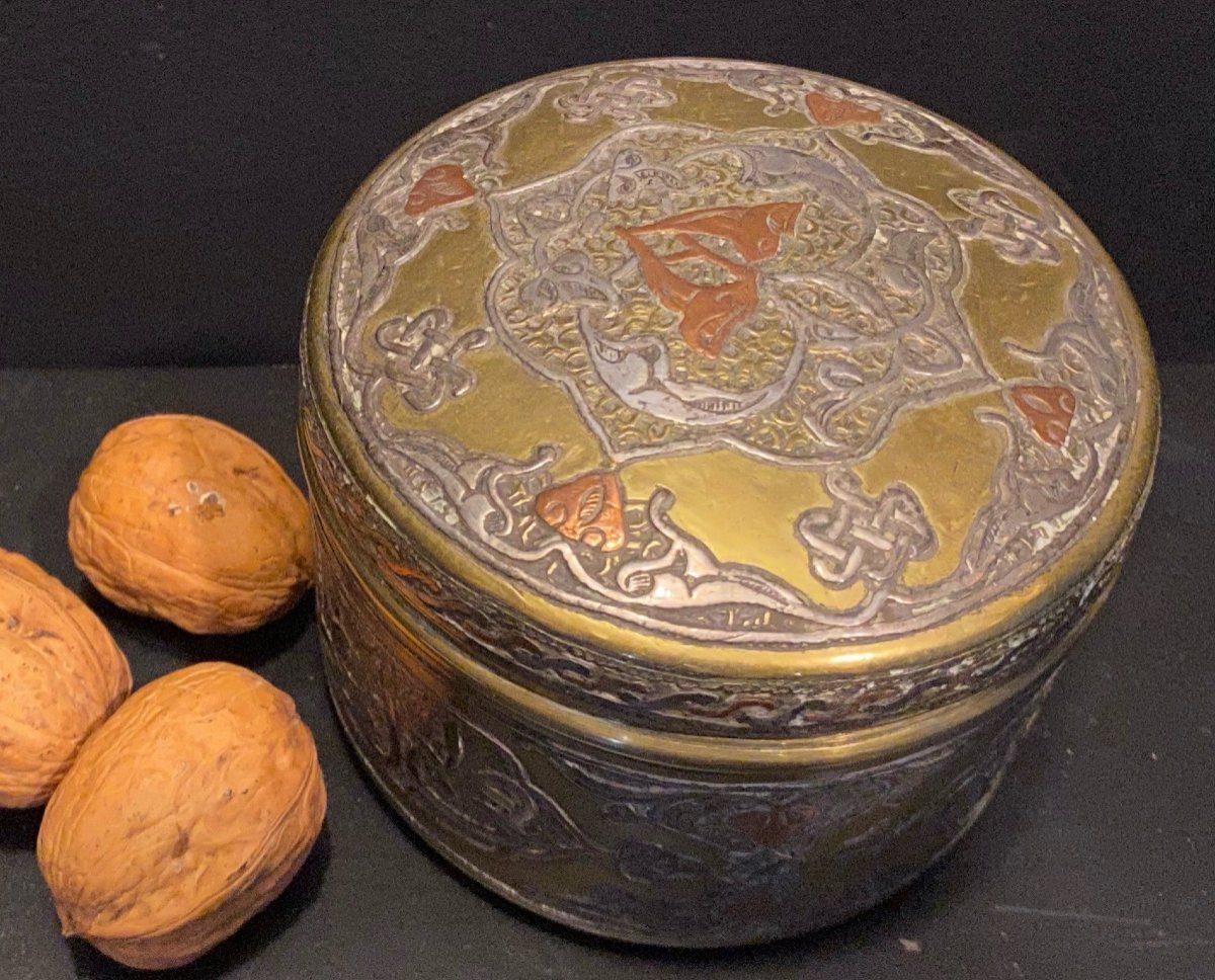 Islamic Art, Damascene Box-photo-2