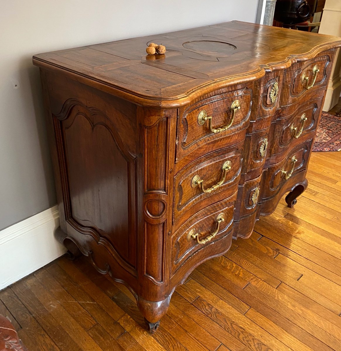 Crossbow Commode In Walnut From The Eighteenth Century-photo-3