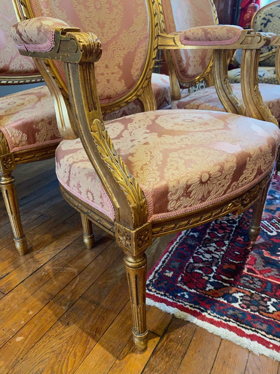 Louis XVI Style Golden Wood Living Room-photo-2