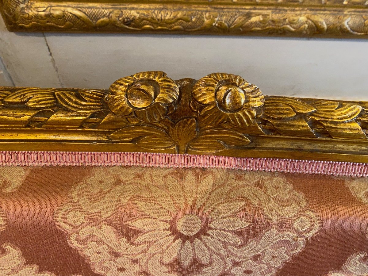 Louis XVI Style Golden Wood Living Room-photo-6