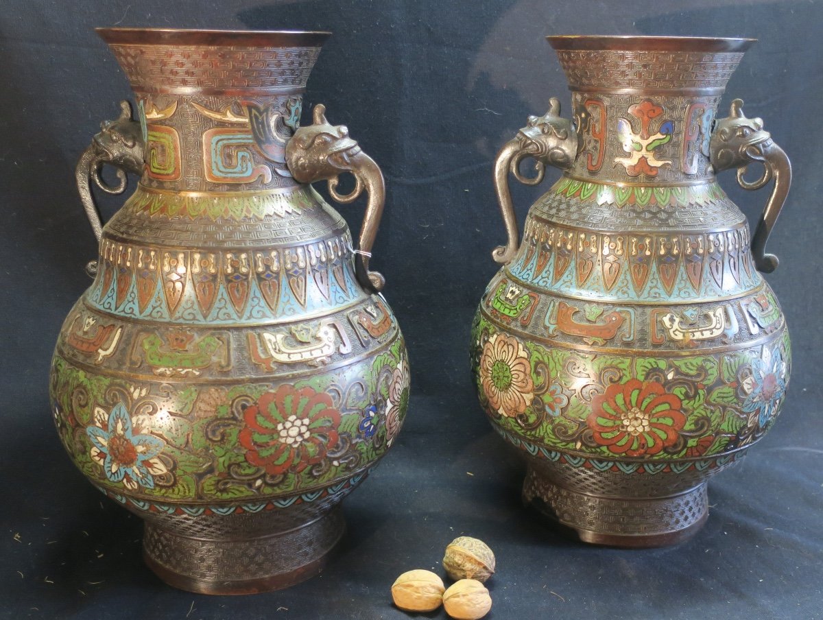 Paire De Vases En émail Cloisonné Du XIX° Siècle-photo-1