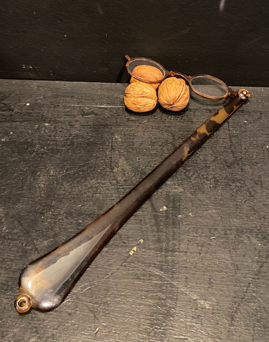 Glasses, Face To Hand Early 20th Century